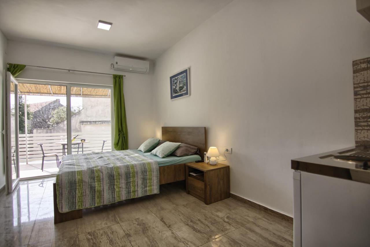 Rooms Dragica Pakoštane エクステリア 写真