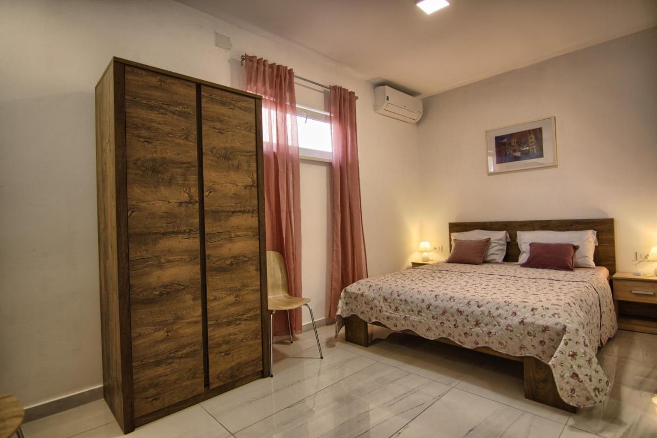 Rooms Dragica Pakoštane エクステリア 写真