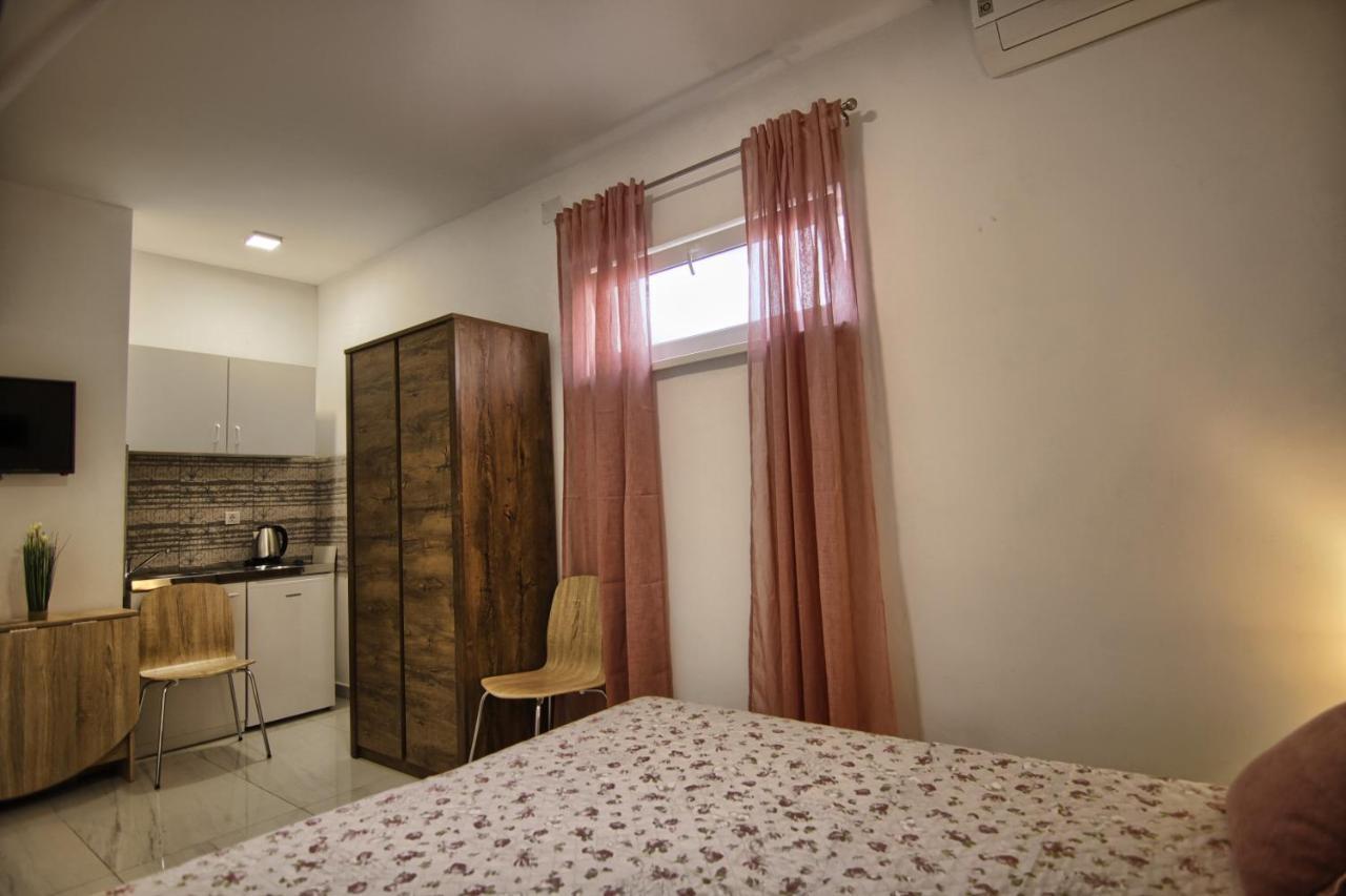 Rooms Dragica Pakoštane エクステリア 写真